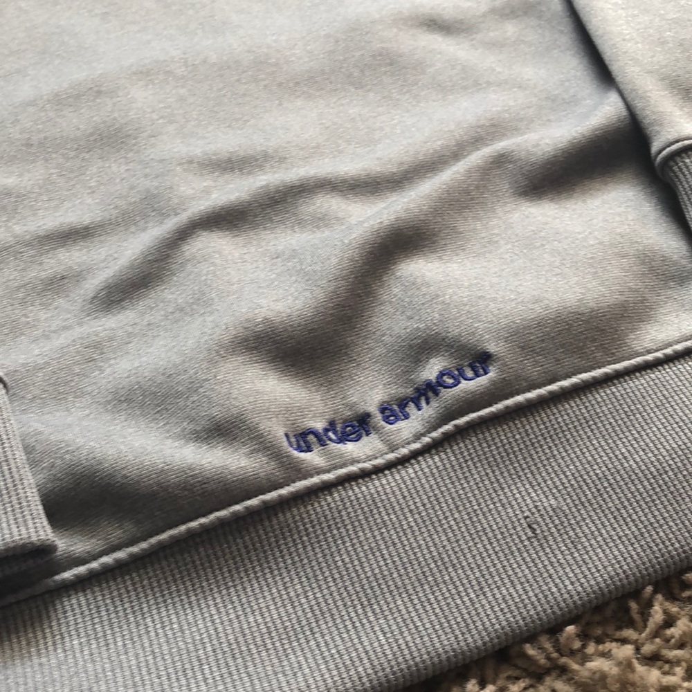 Women’s Under Armour hoodie - Picture 3 of 3